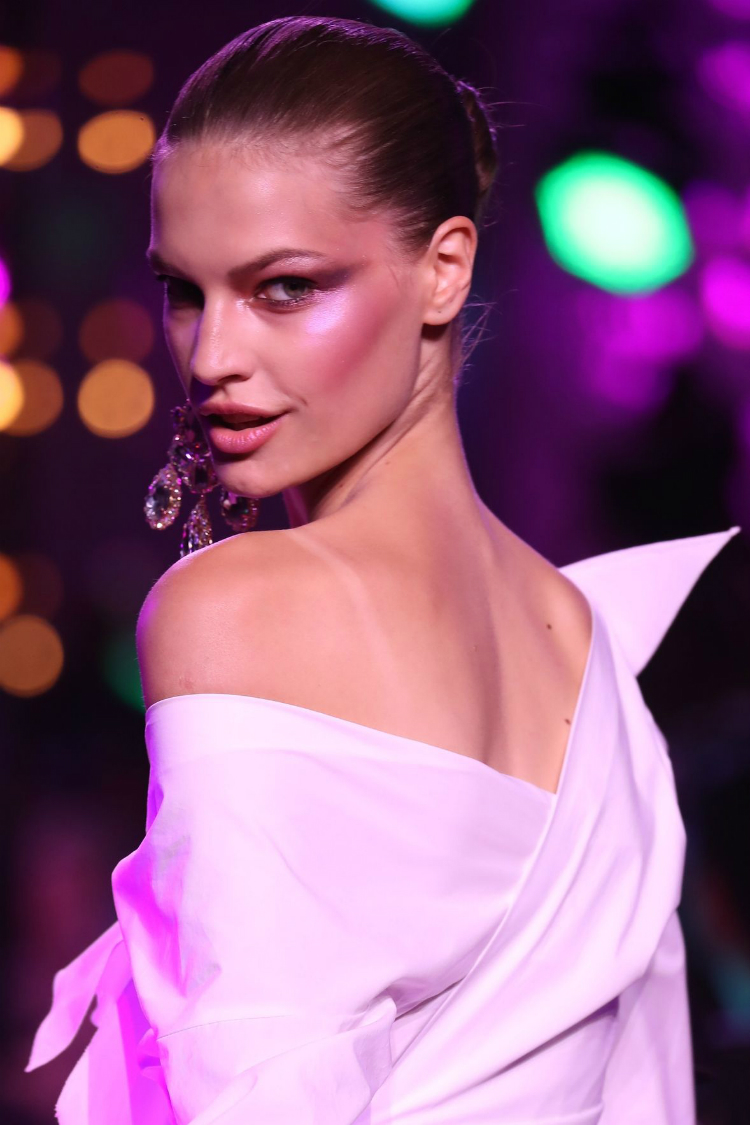 8couture_beautylooks_fw17_02.jpg
