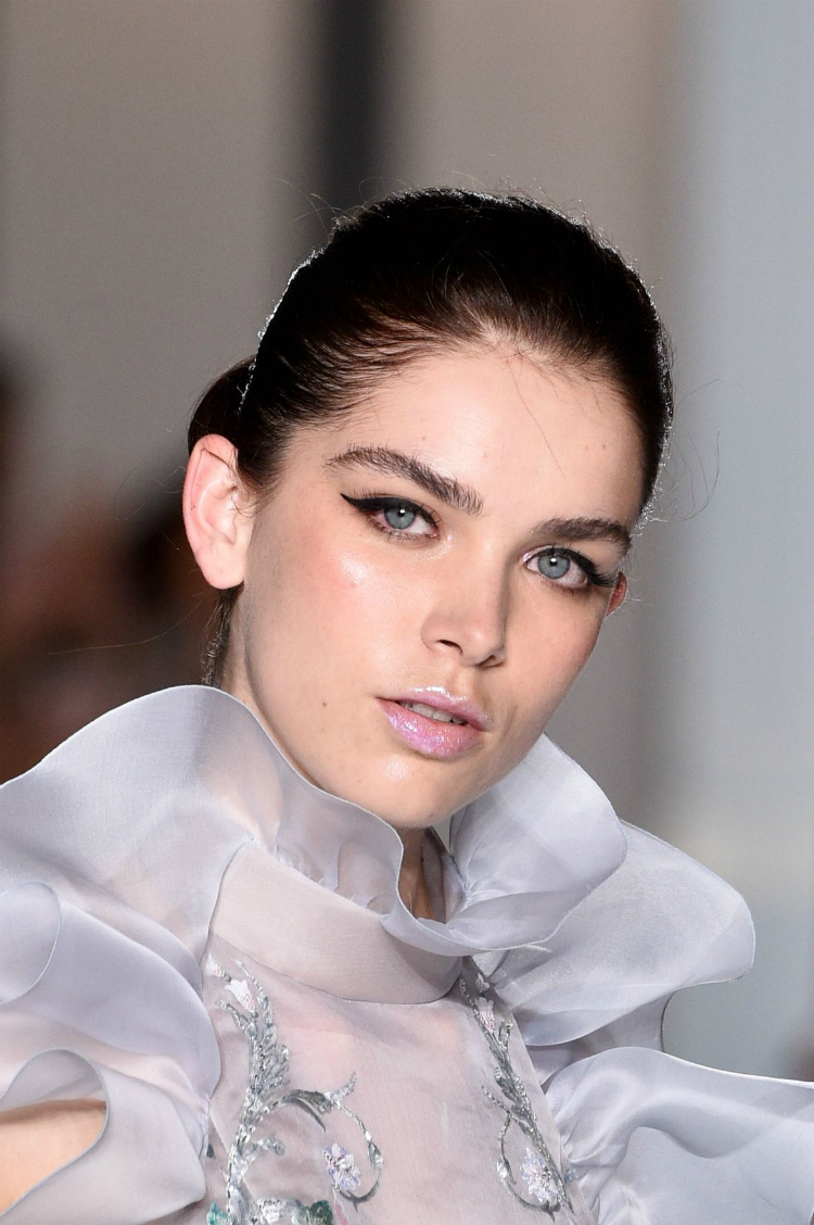 8couture_beautylooks_fw17_05.jpg