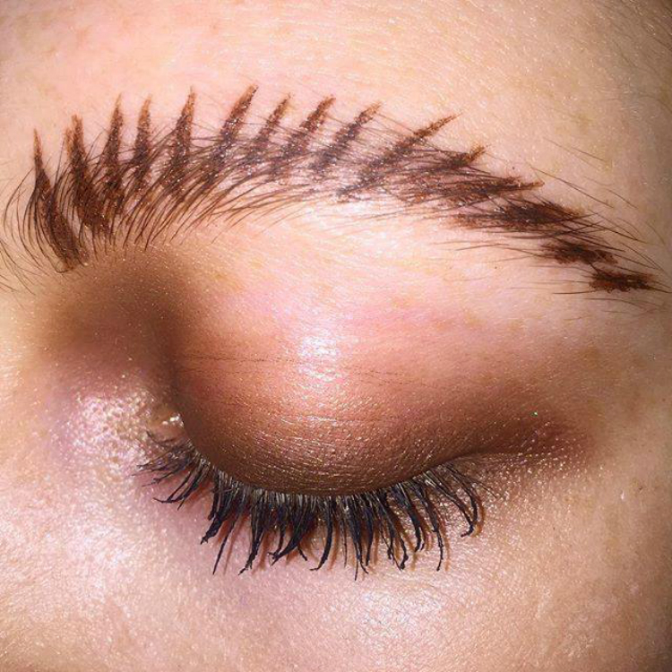 BrowsTrend-Feral-Frond-Brow-Trend-02.jpg
