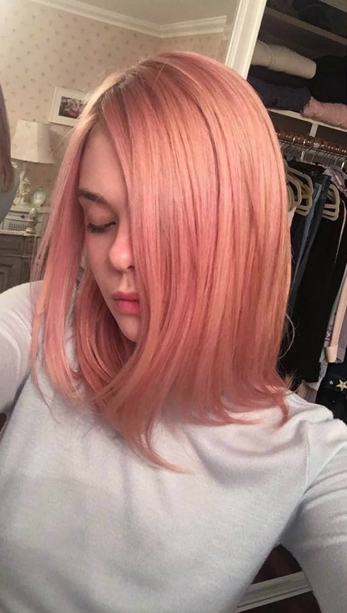 5celebs-with-pink-hair-01.jpg