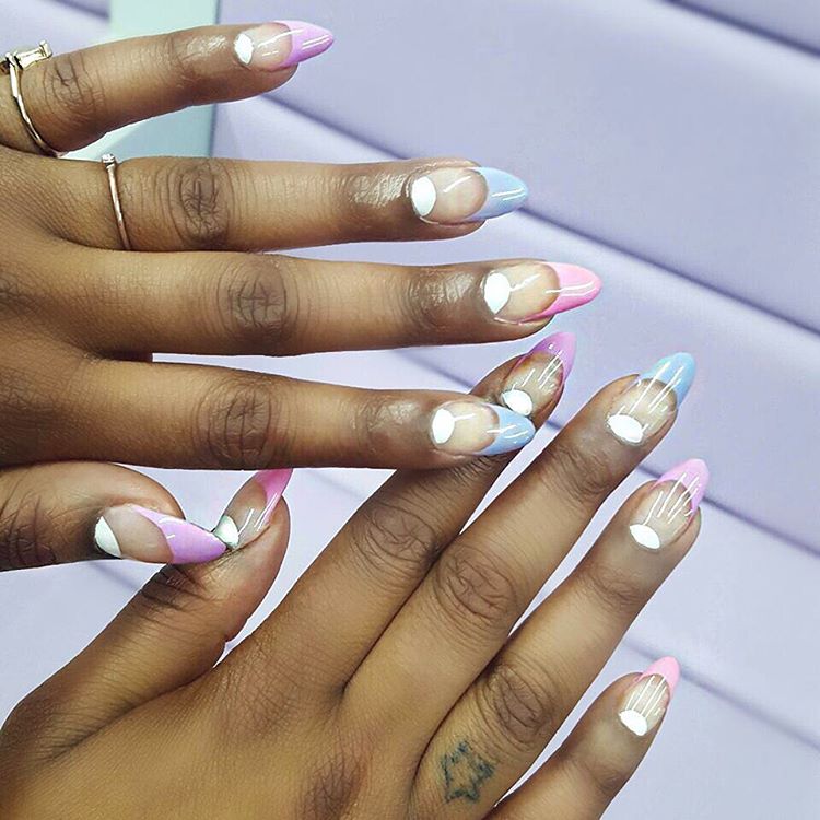 6springmanicures-to-try-in-the-winter-05.jpg