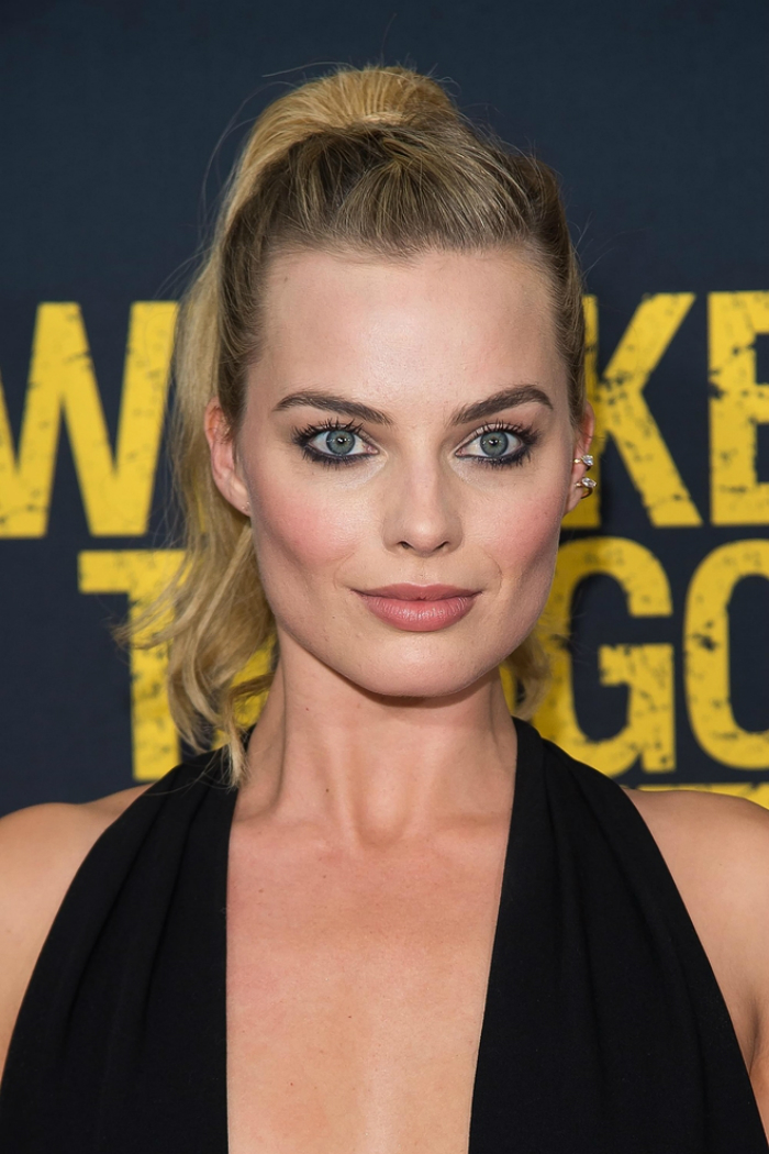10margotrobbie_hairstyles_09.jpg