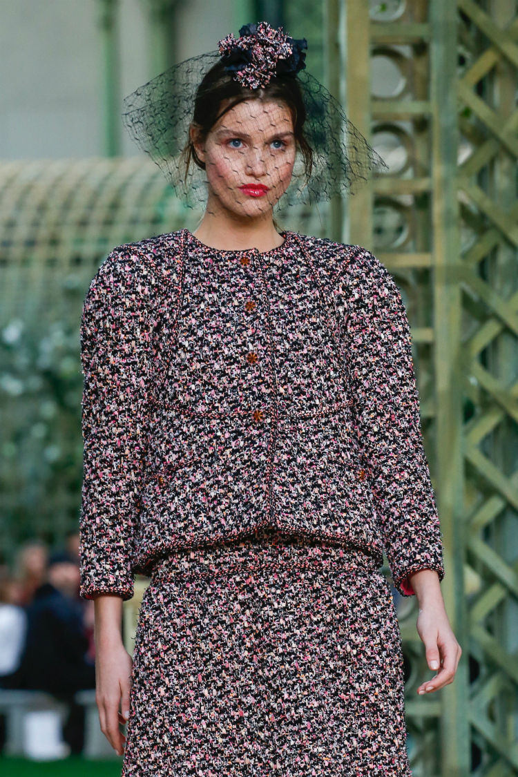 2018_chanel_springhautecouture_01.jpg