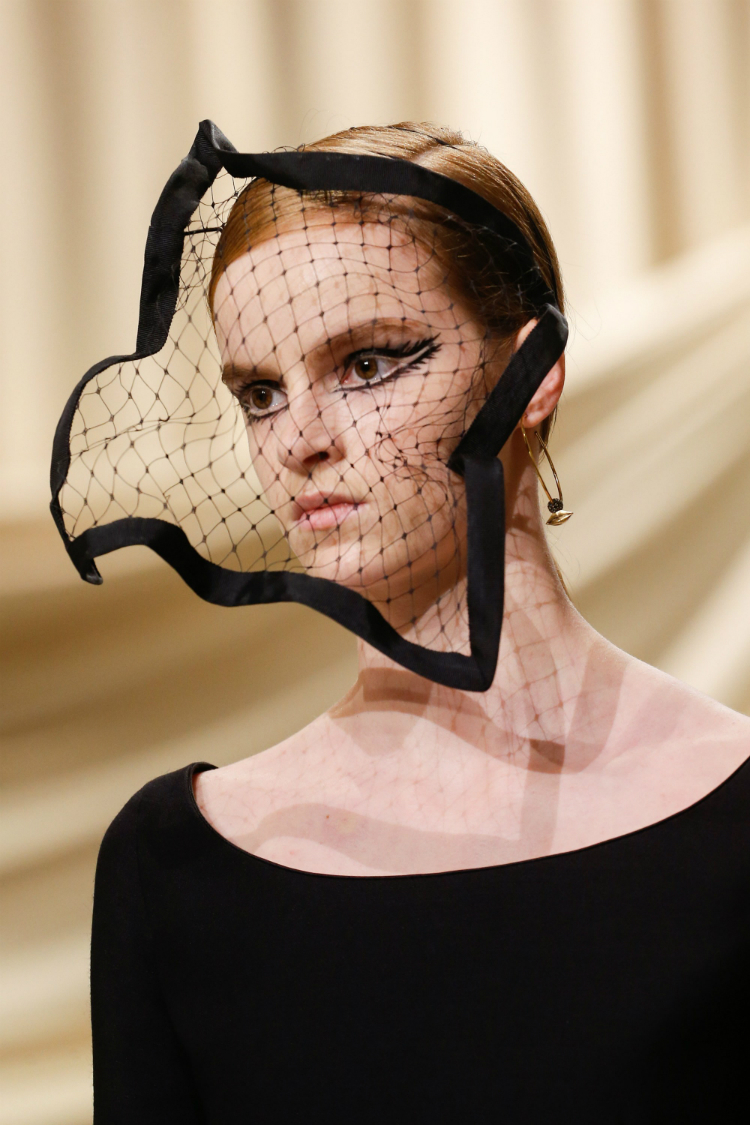 2018springcouture_beautylooks_dior_02.jpg