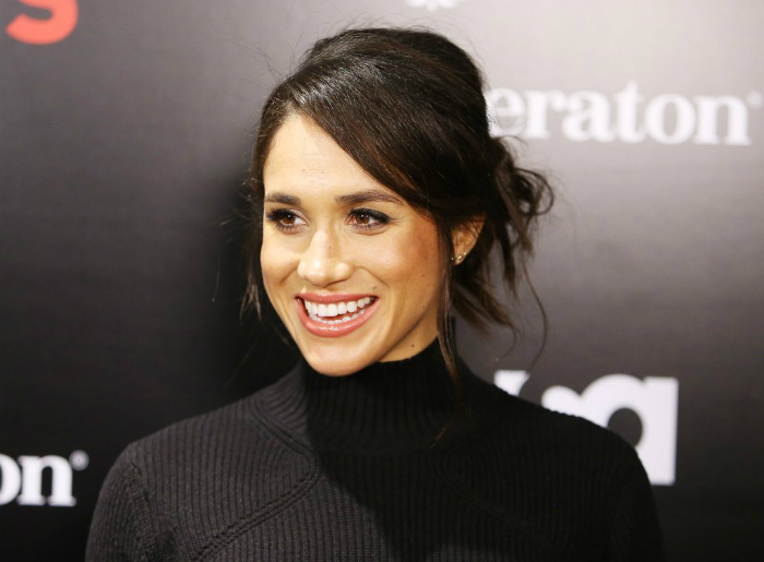 10meghanmarklehairstyles_08.jpg