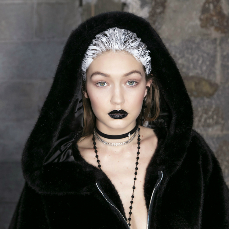 blacklipstick_07.jpg