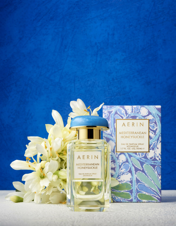 AERIN_Mediterranean Honeysuckle_Fragrance With Flower_Blue Background_Global_Expiry October 2017.jpg