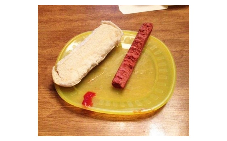 hotdogin.jpg