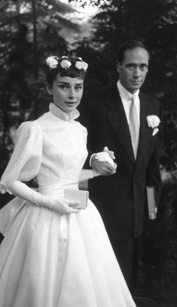 7celeb_weddingdress_02.jpg