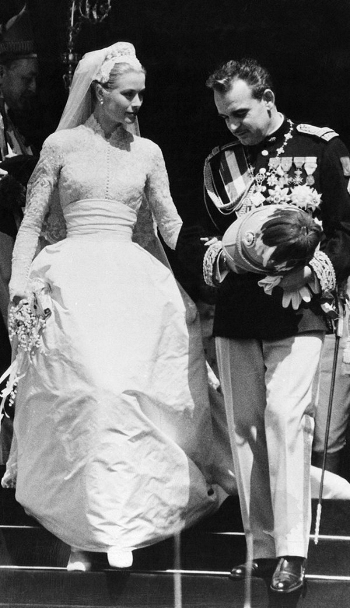 7celeb_weddingdress_07.jpg