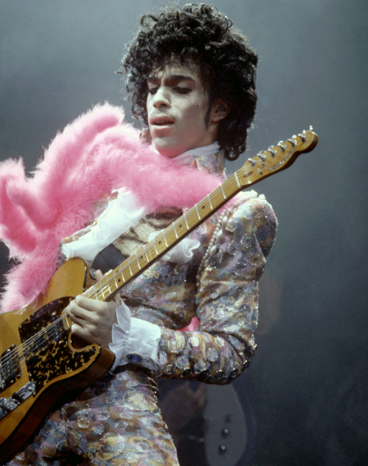 10prince-best-outfits-01.jpg