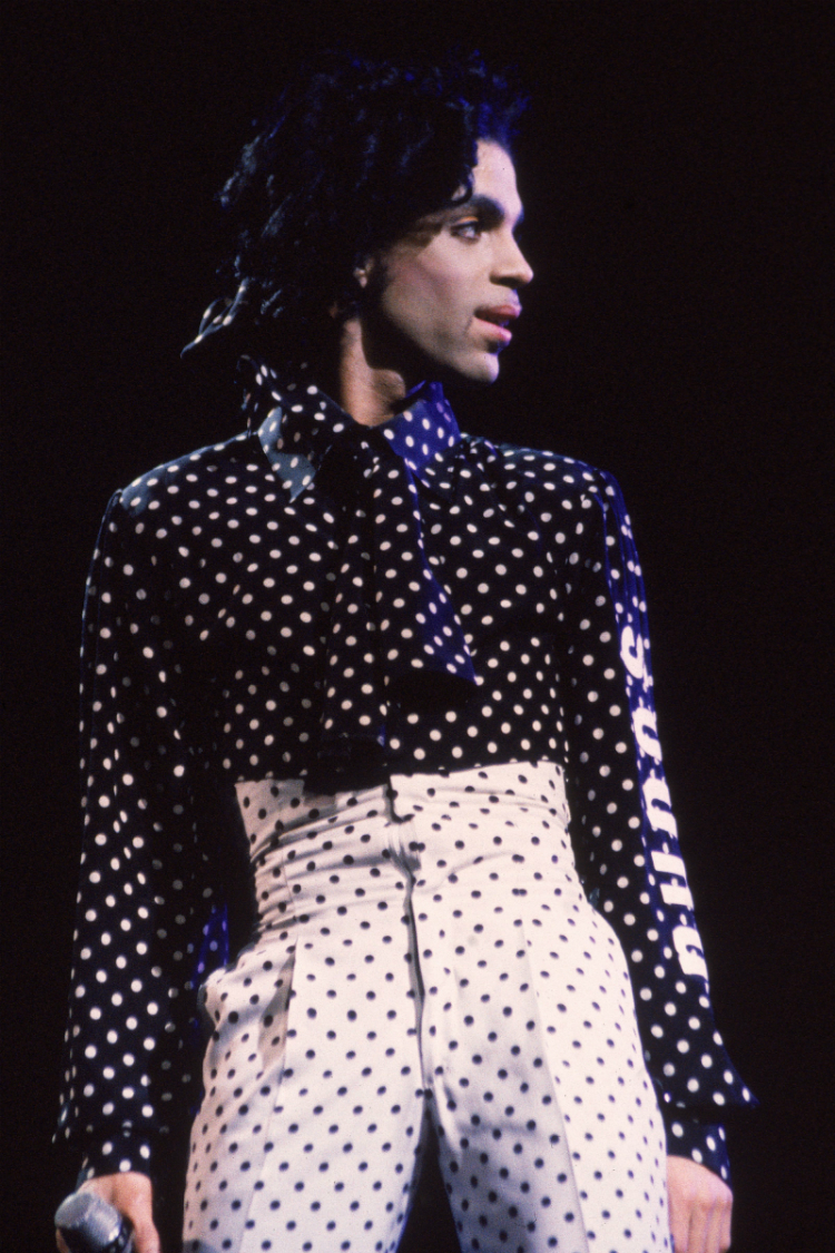 10prince-best-outfits-03.jpg