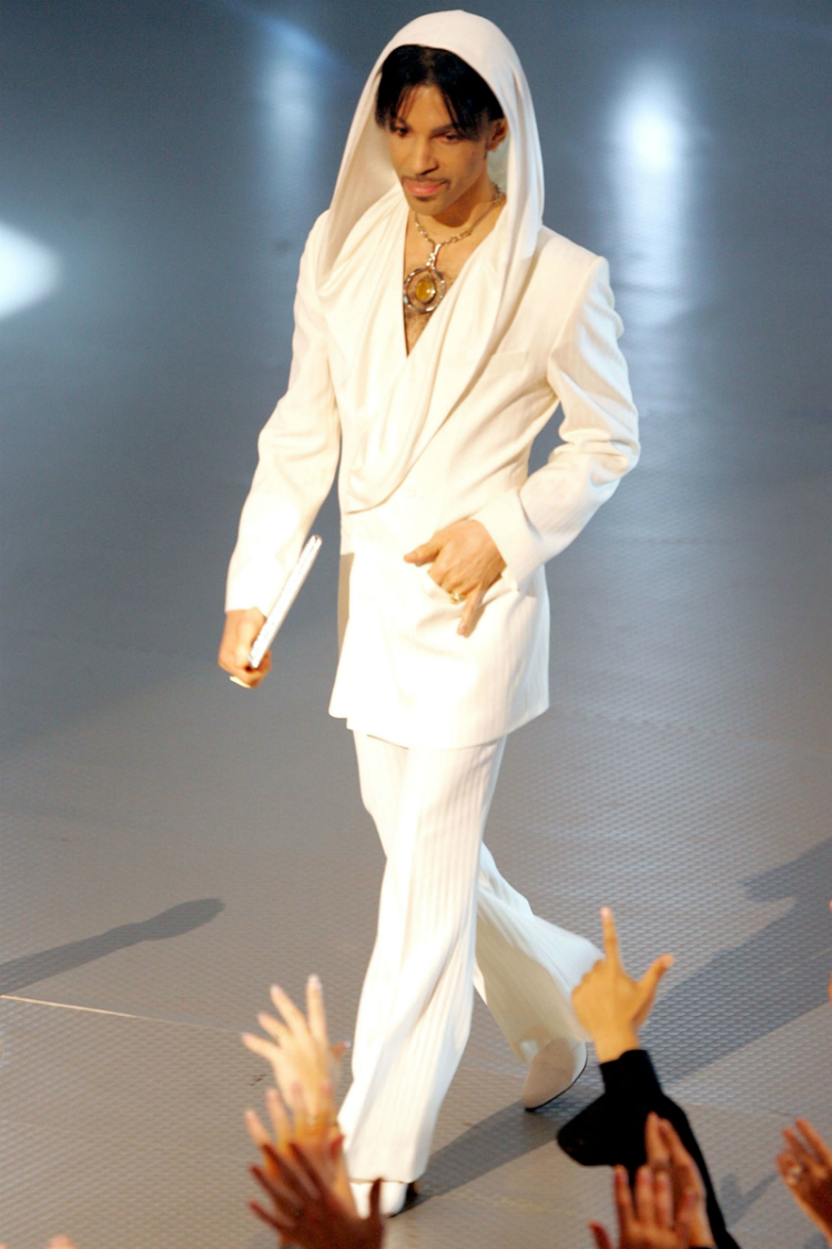 10prince-best-outfits-09.jpg