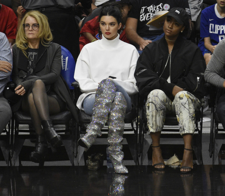 gamenight_looks_celebs_01.jpg
