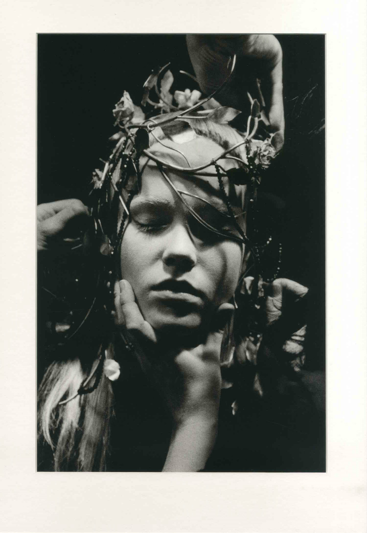 archive_shaunleane_jewerly_mcqueen_05.jpg