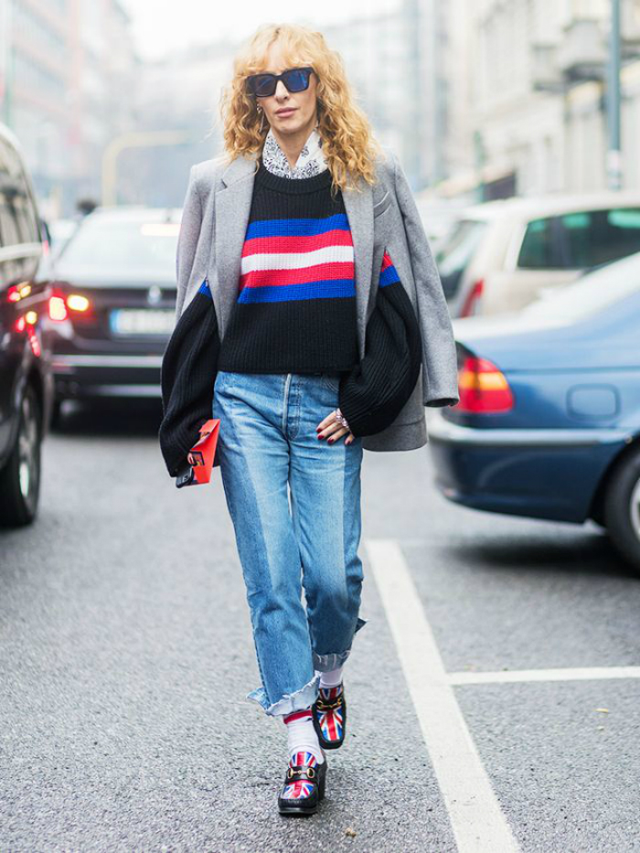 7waystowearacape_01.jpg