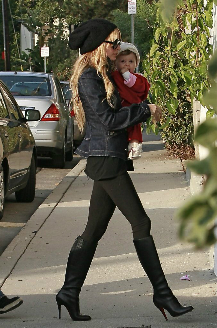 5bootstomatchleggings_02.jpg