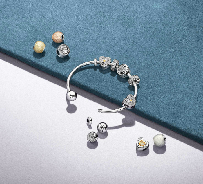 aw17_pandora_collection_02.jpg