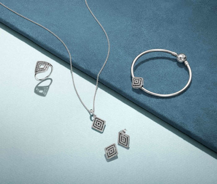 aw17_pandora_collection_04.jpg
