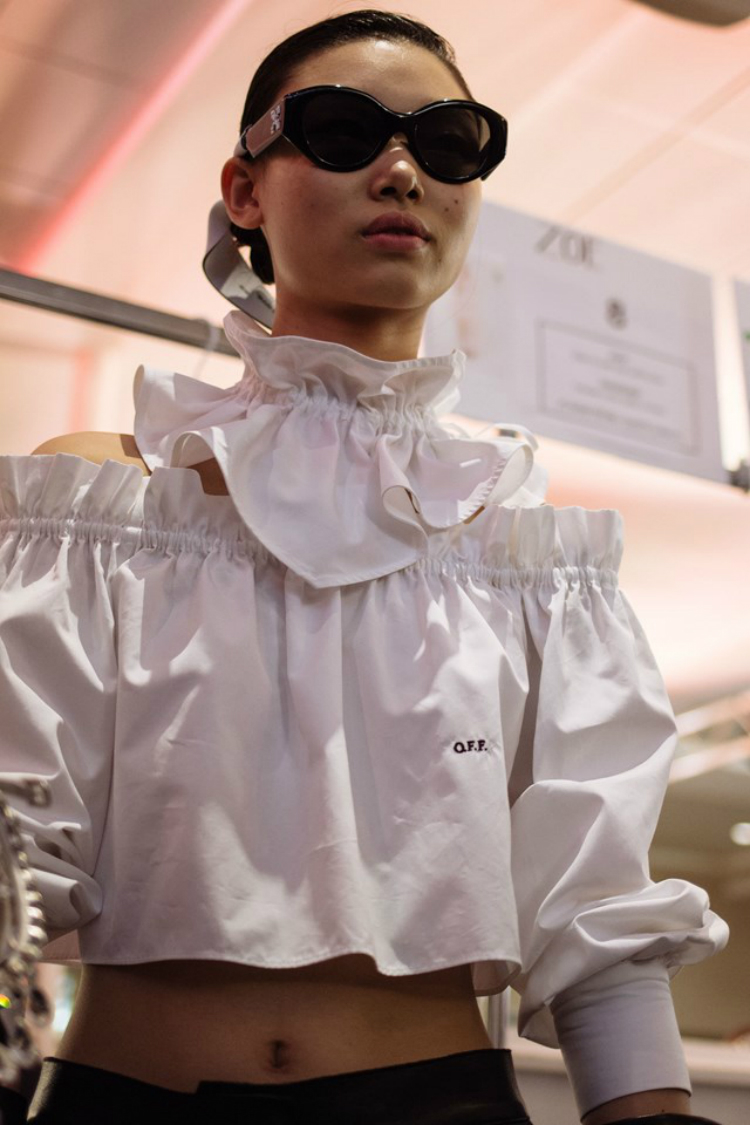 18_offwhite_naomi_05.jpg
