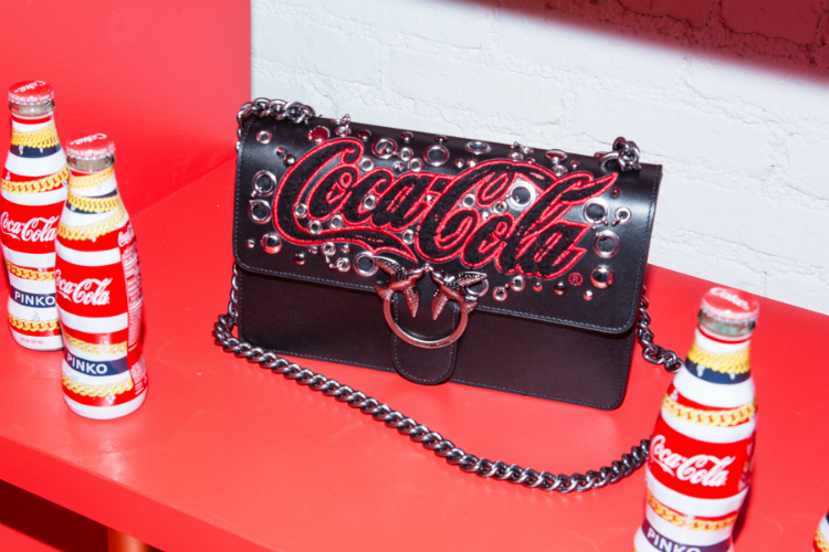 cocacola_pinko_06.jpg