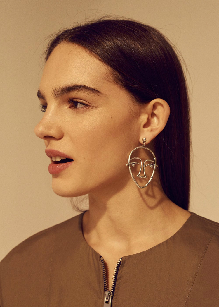 6statement-earrings-trend-ss17-03.jpg