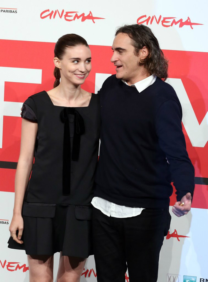2017_new_celebcouples_02.jpg