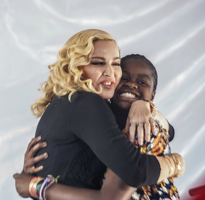 madonna_hospital_opening_01.jpg