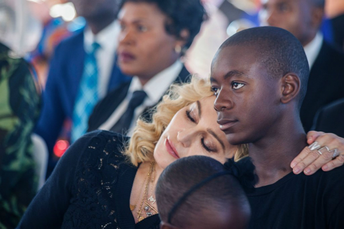 madonna_hospital_opening_02.jpg