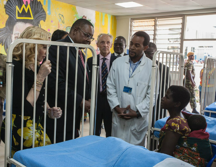 madonna_hospital_opening_04.jpg