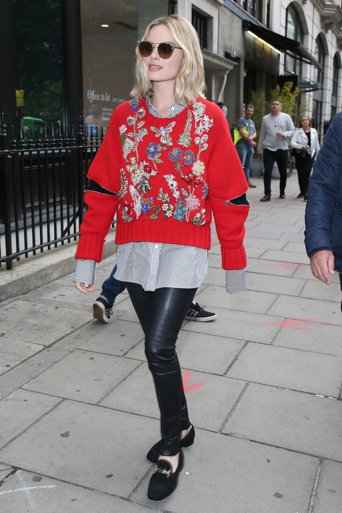 margot-robbie-grandma-sweater-two.jpg