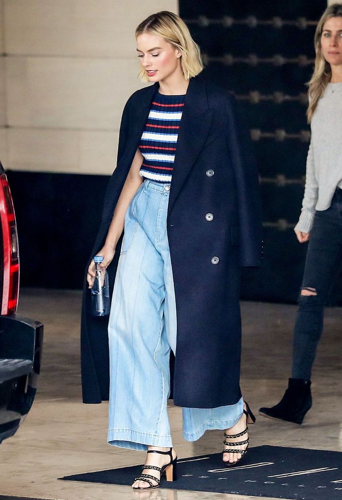 margot-robbie-style-231788-1521418373324-image.700x0c.jpg