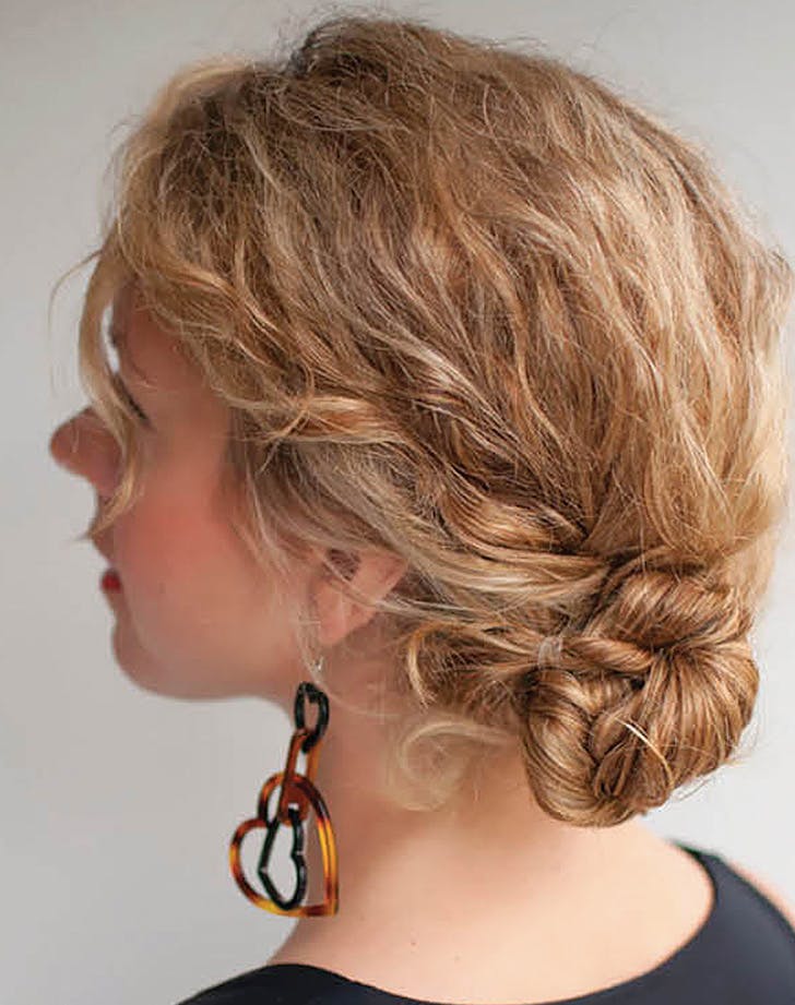 9bunhairstyles_02.jpg
