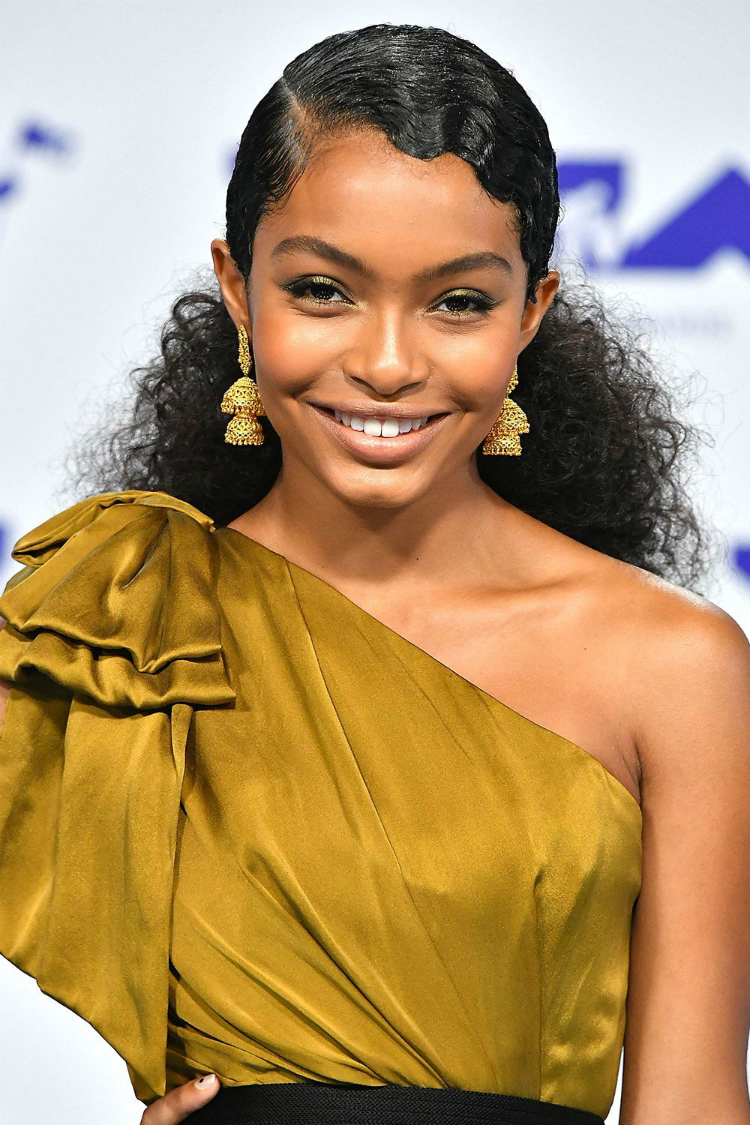 10yarashahidilooks_07.jpg