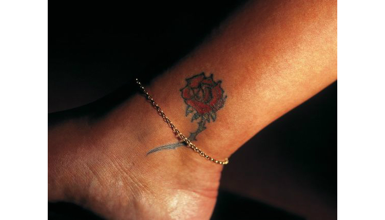 10smalltattoos_05.jpg