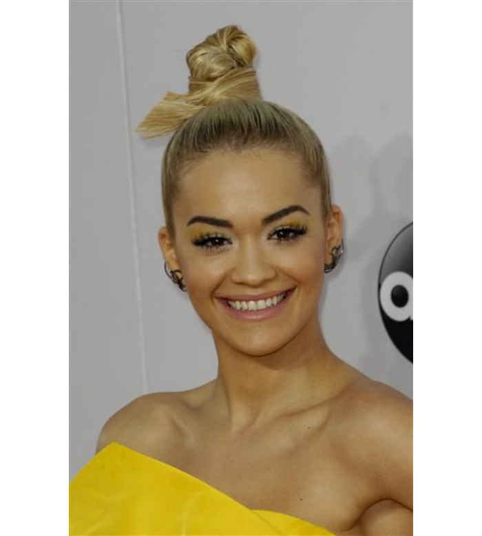 yelloweyeshadow_07.jpg