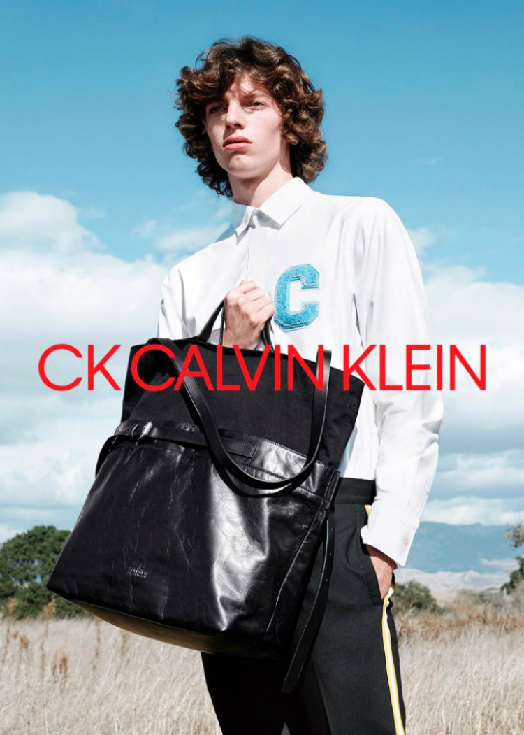 ck_calvinkleinss18campaign_04.jpg