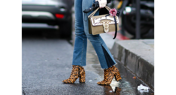 4waystowearankleboots_04.jpg