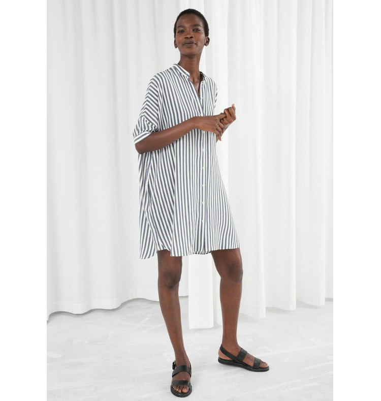 5waystowearoversizedshirt_03.jpg