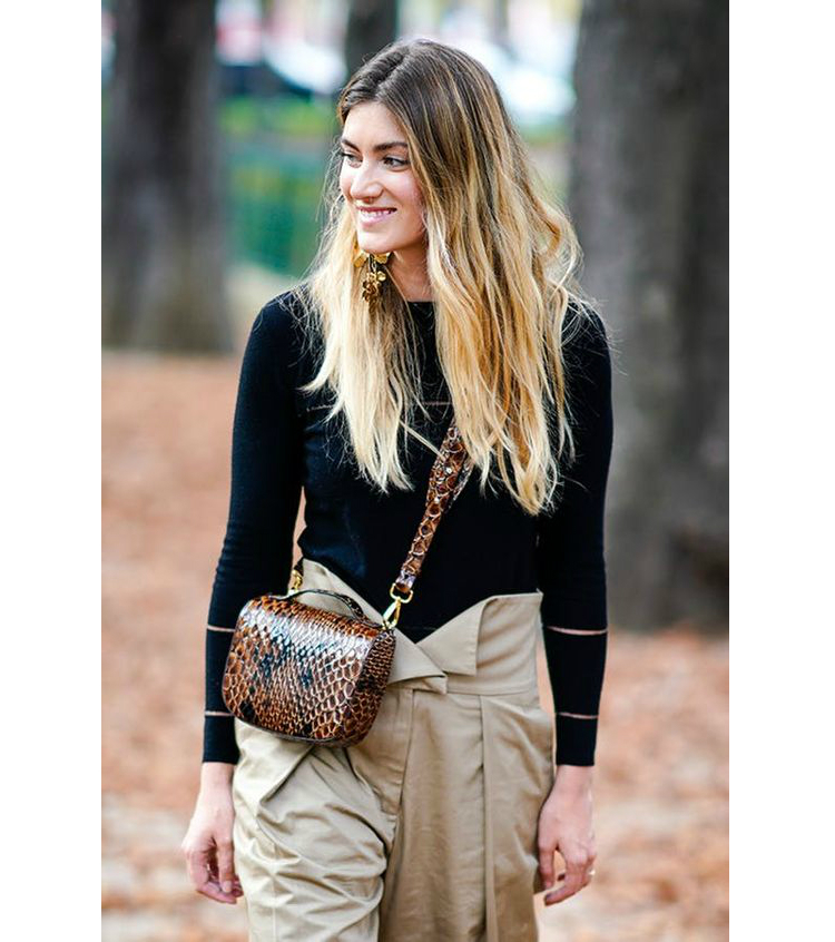 snakeskinmaterial_05.jpg