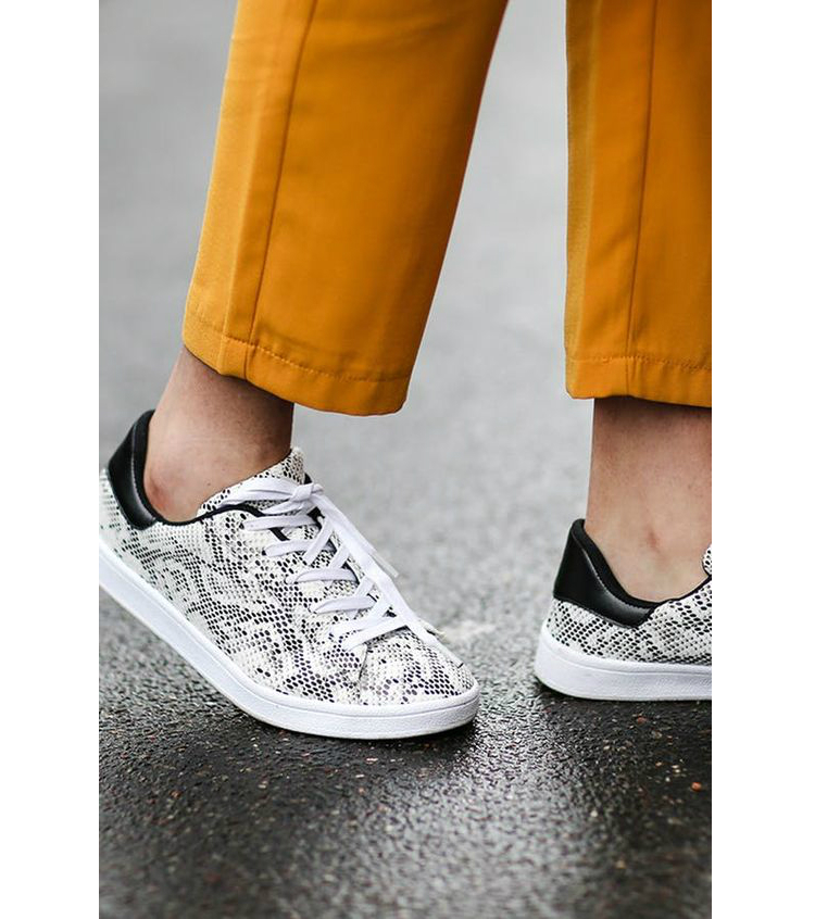 snakeskinmaterial_07.jpg