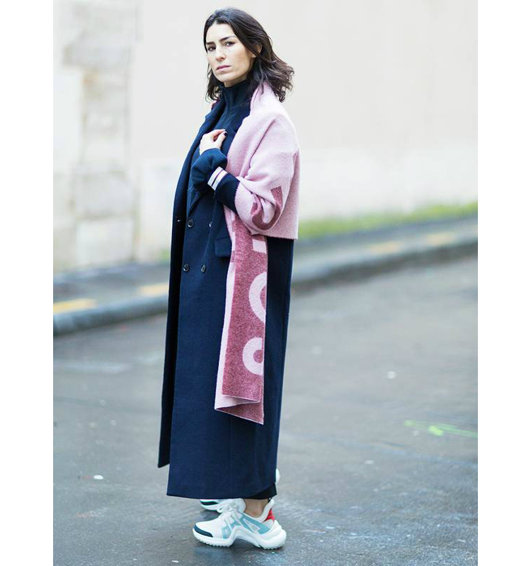 3waystowearuglysneakers_likeafrenchgirl_02.jpg