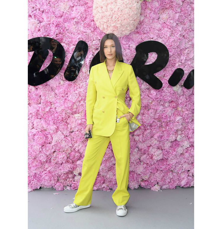 bellahadid_neonyellowtrend_01.jpg