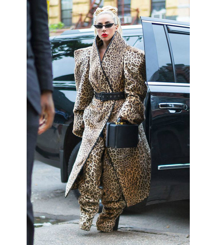 10gagalooks_may_07.jpg