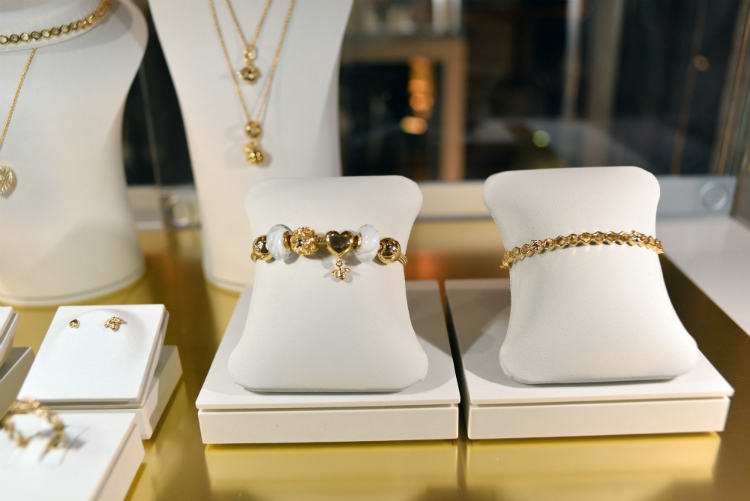 goldenparty_pandora_shinecollection_01.JPG