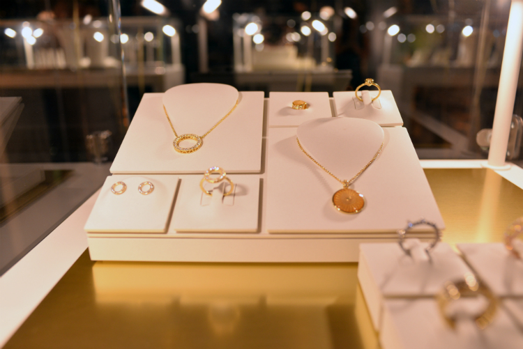 goldenparty_pandora_shinecollection_02.JPG