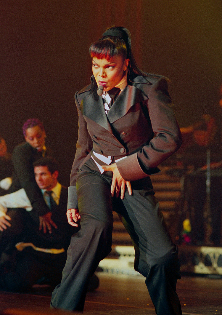 10bestjanetjacksonlooks_03.jpg