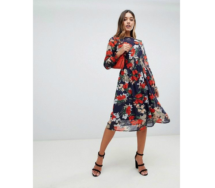 5colorfulldresses_winter_01.jpg