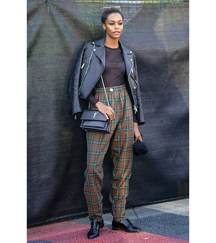 5waystowearmotojacket_01.jpg