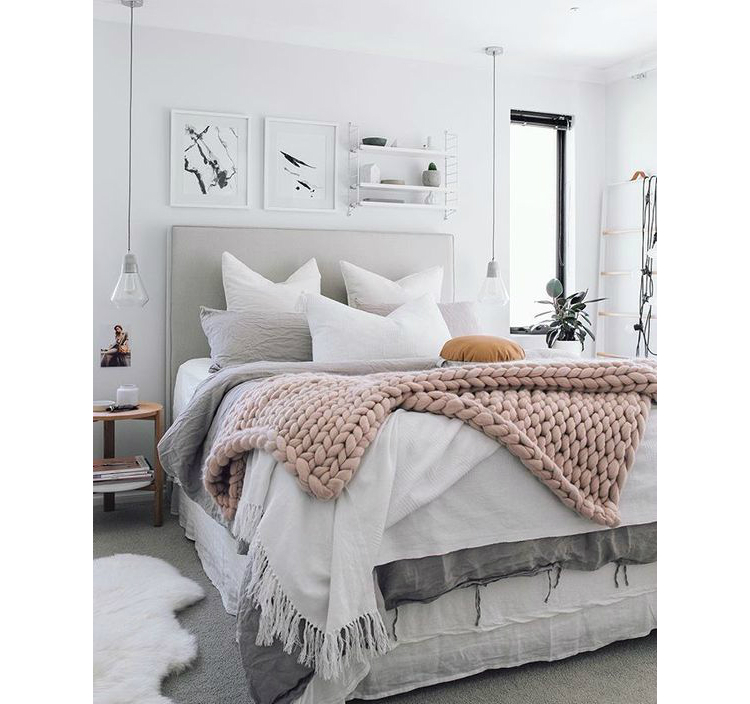5thingsfashiongirlshave_01.jpg